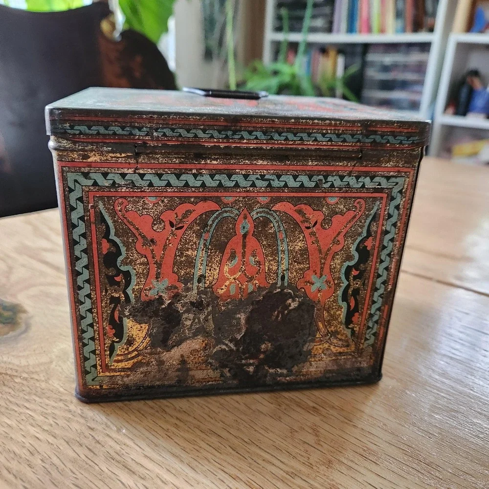 Antique 1920s Biscuit Tin Uneeda Nabisco Art Nouveau Red Blue